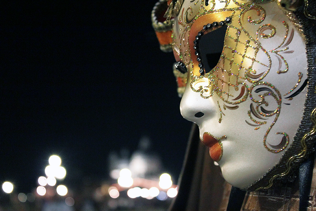 45 - Notturno con maschera.jpg